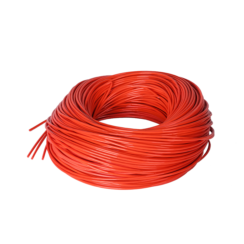 How do internal fiber and external rubber sleeve provide excellent dielectric properties?